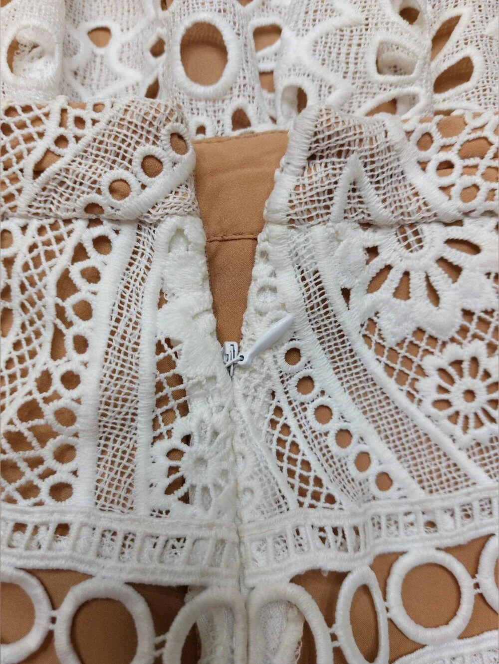 MK- Lace Skirt. Sz. 6.